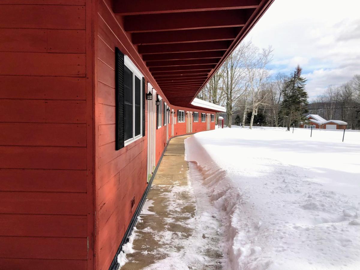 The Lorca Adirondacks Motel Indian Lake Exterior photo